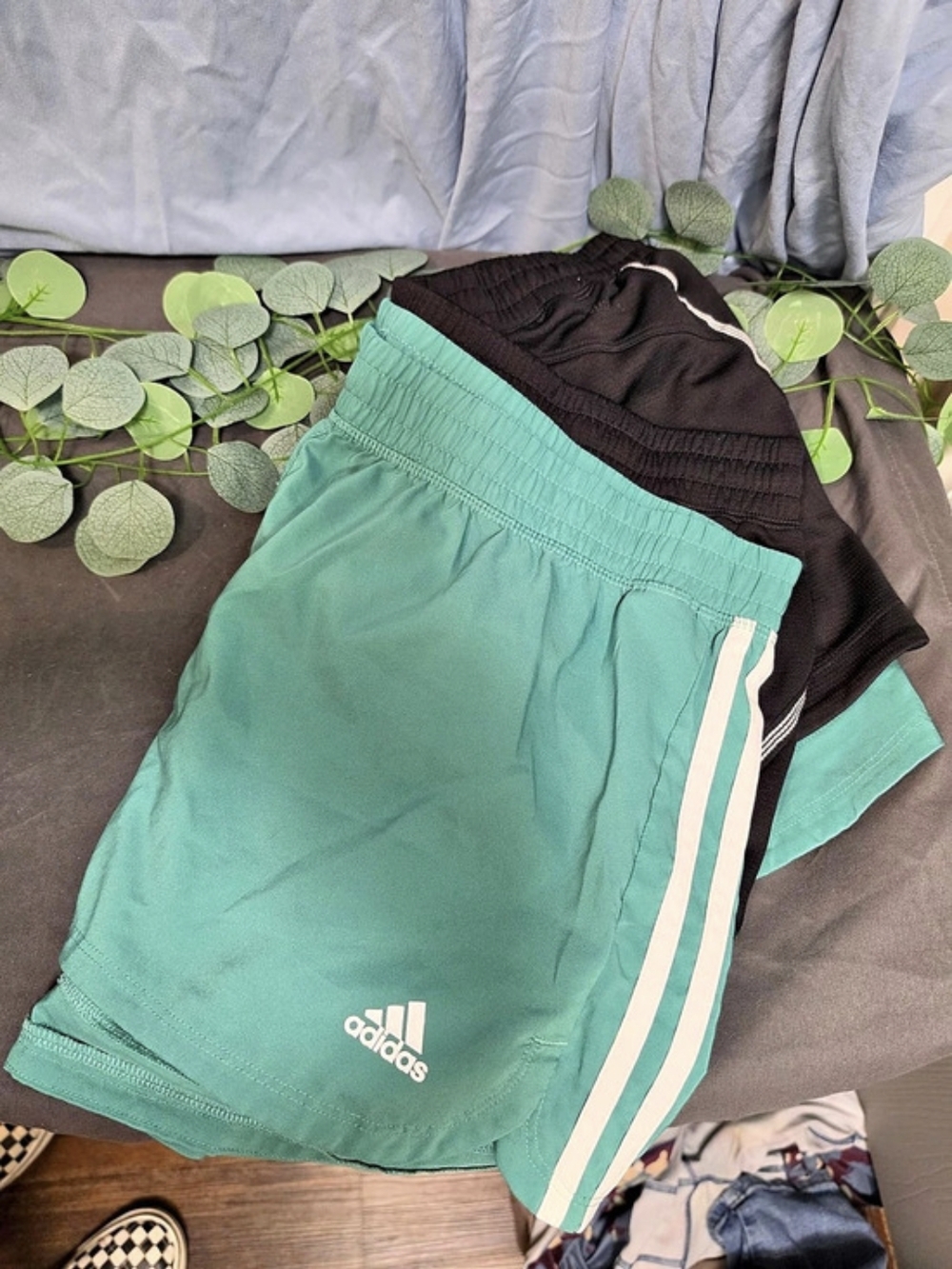 adidas Color Block Athletic Shorts Womens XL